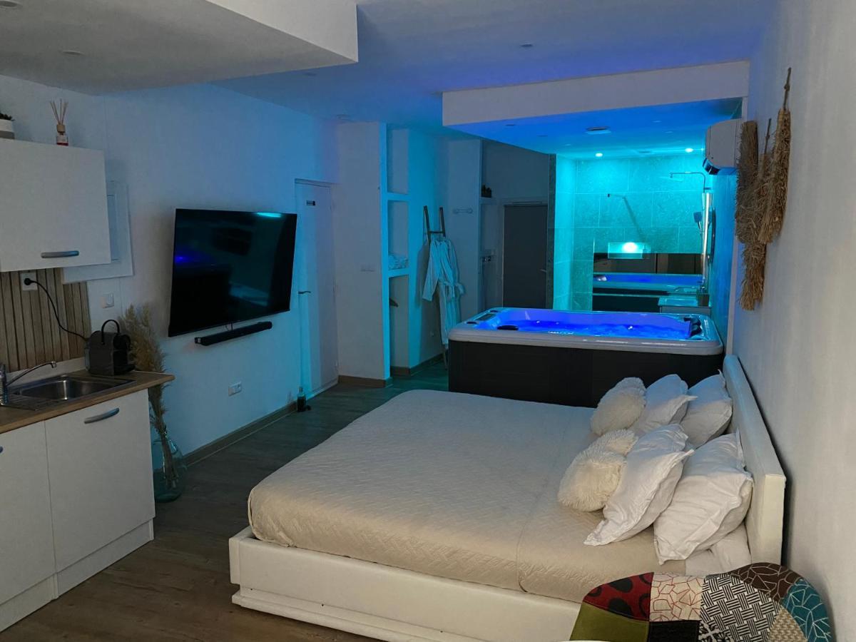 Superbe Avec Jacuzzi Patio Et Sauna Apartment La Ciotat