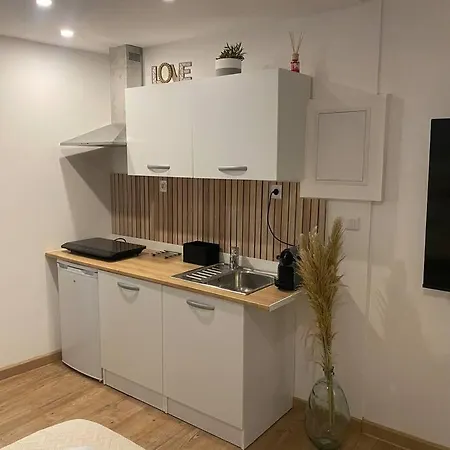 Superbe Suite Avec Jacuzzi Patio Et Sauna La Ciotat Exterior photo